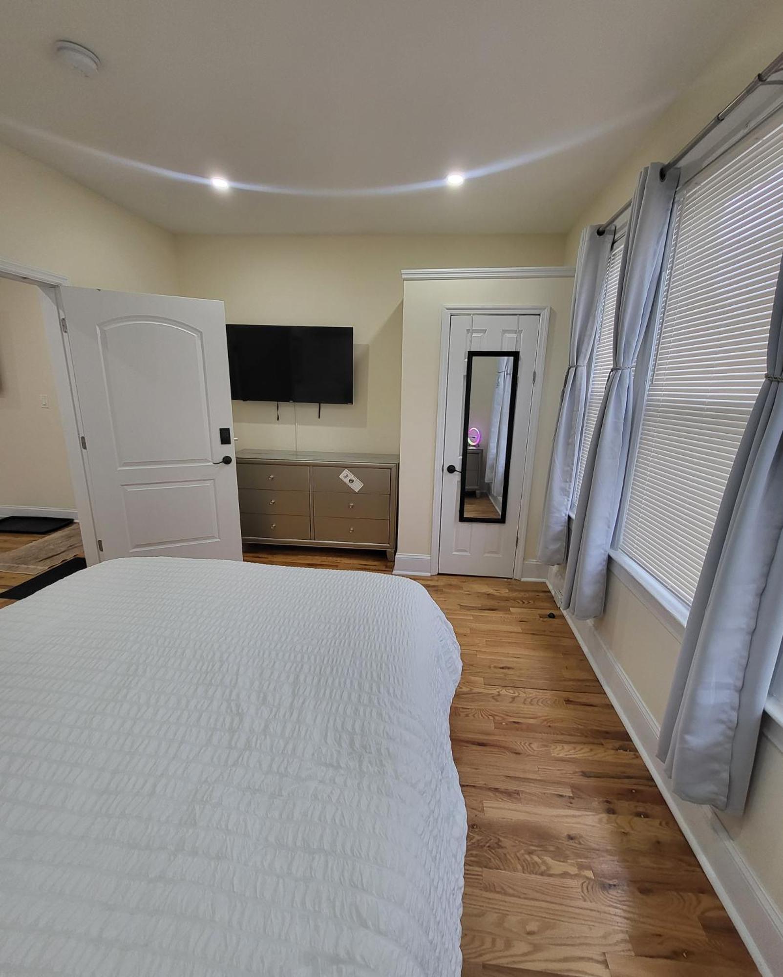 شقة Ooohlala! 2 Beds And 2 Full Baths W/Free Parking نيوآرك المظهر الخارجي الصورة